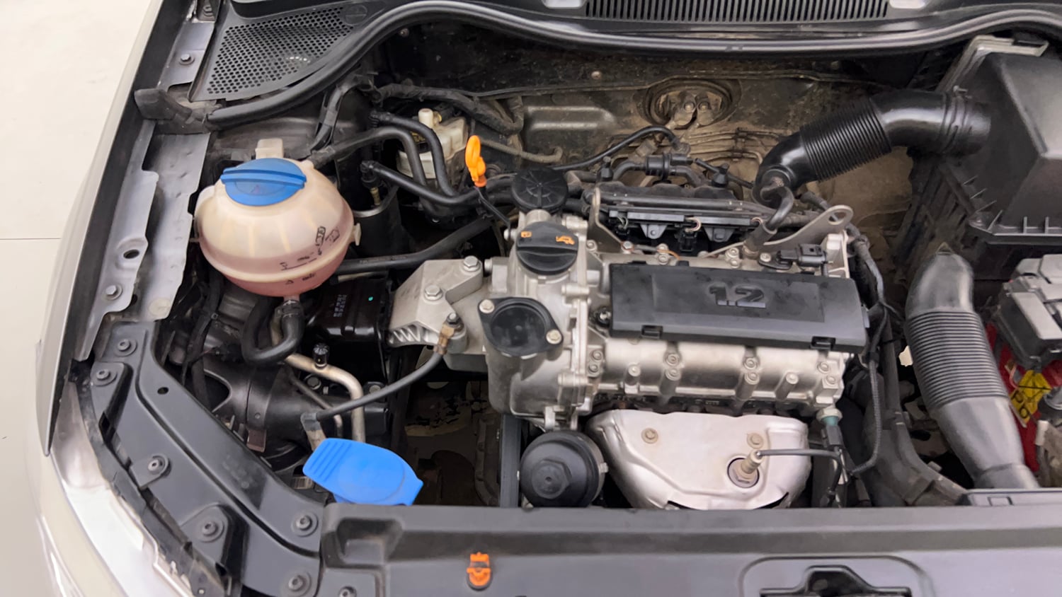 Used 2013 Volkswagen Polo Comfortline 1.2L (P) Petrol Manual engine ENGINE RIGHT SIDE VIEW