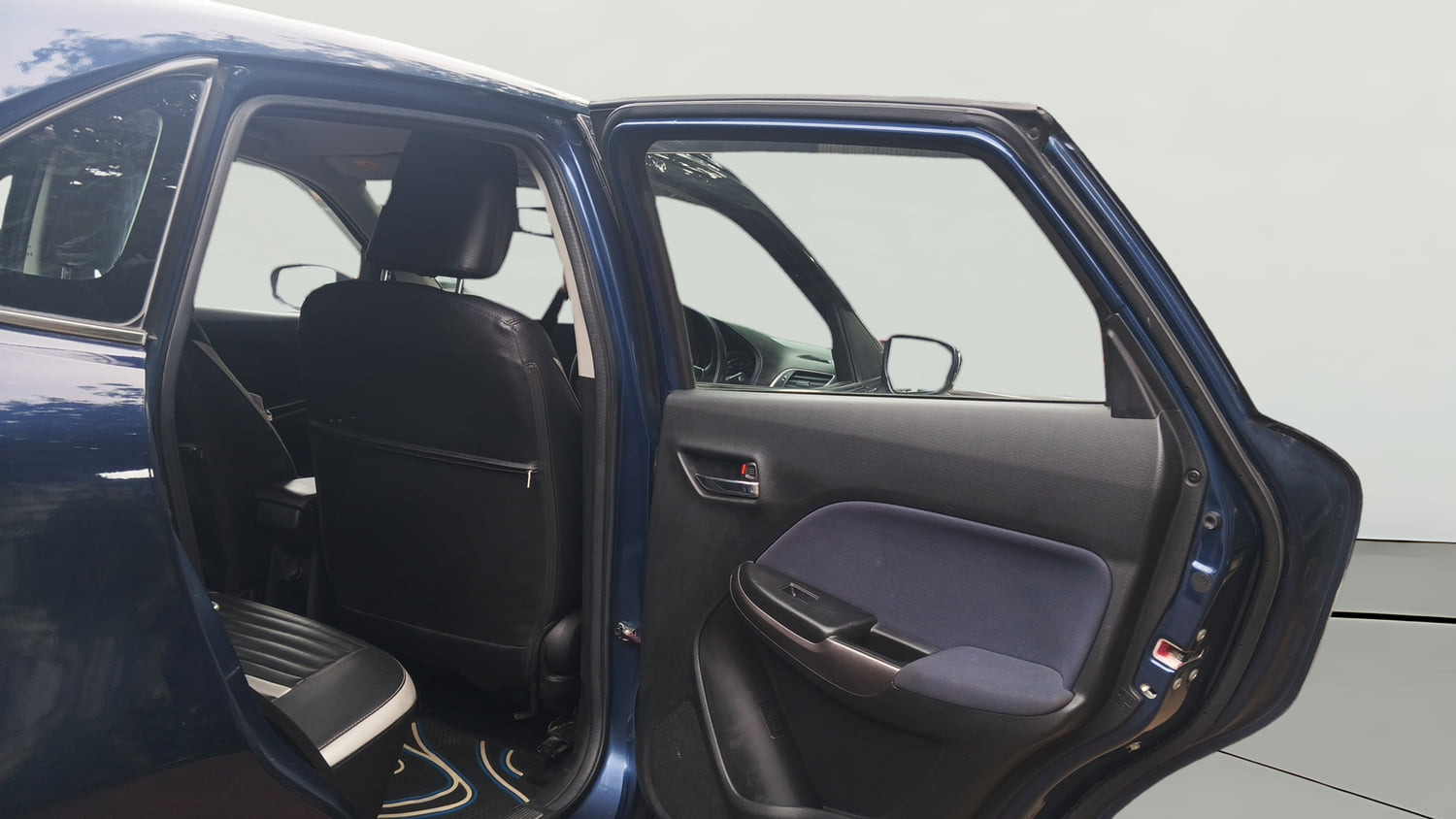 Used 2020 Maruti Suzuki Baleno Zeta Petrol Manual interior RIGHT REAR DOOR OPEN VIEW