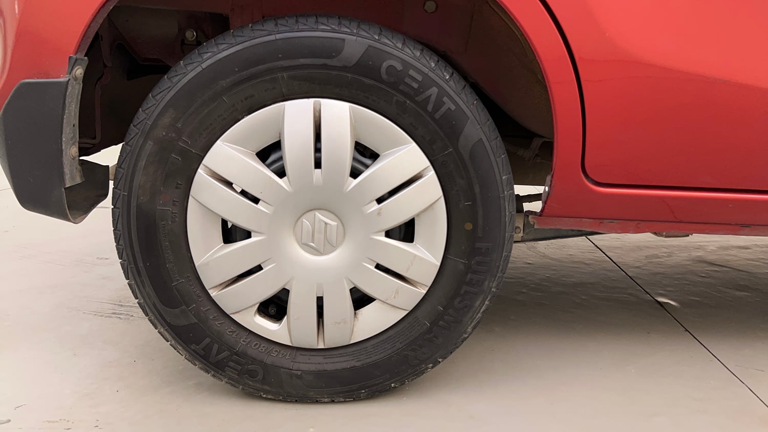 Used 2020 Maruti Suzuki Alto 800 Vxi Plus Petrol Manual tyres RIGHT REAR TYRE RIM VIEW