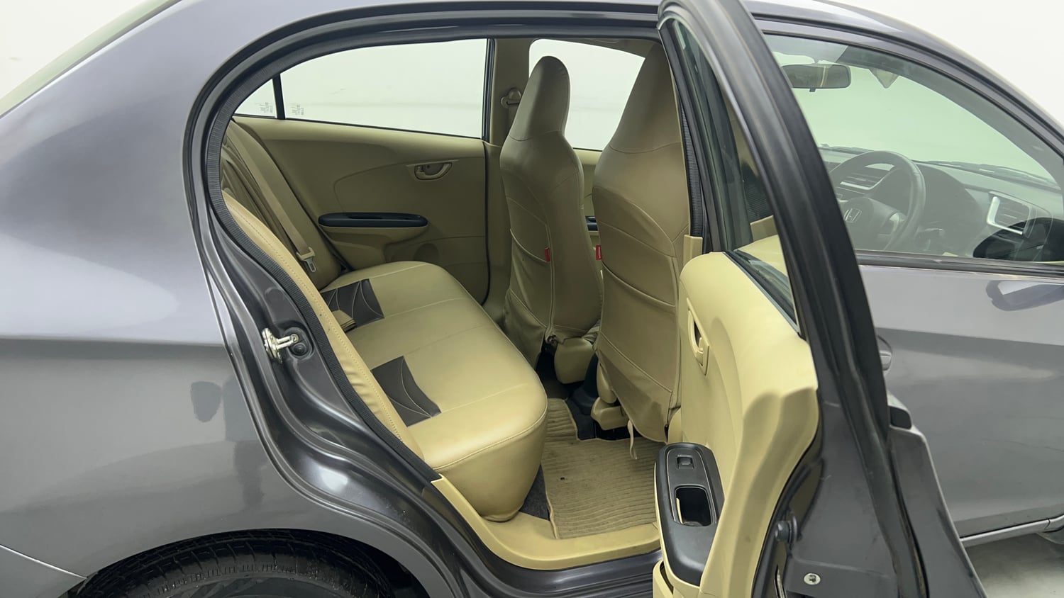 Used 2017 Honda Amaze 1.2 S i-VTEC Petrol Manual interior RIGHT SIDE REAR DOOR CABIN VIEW