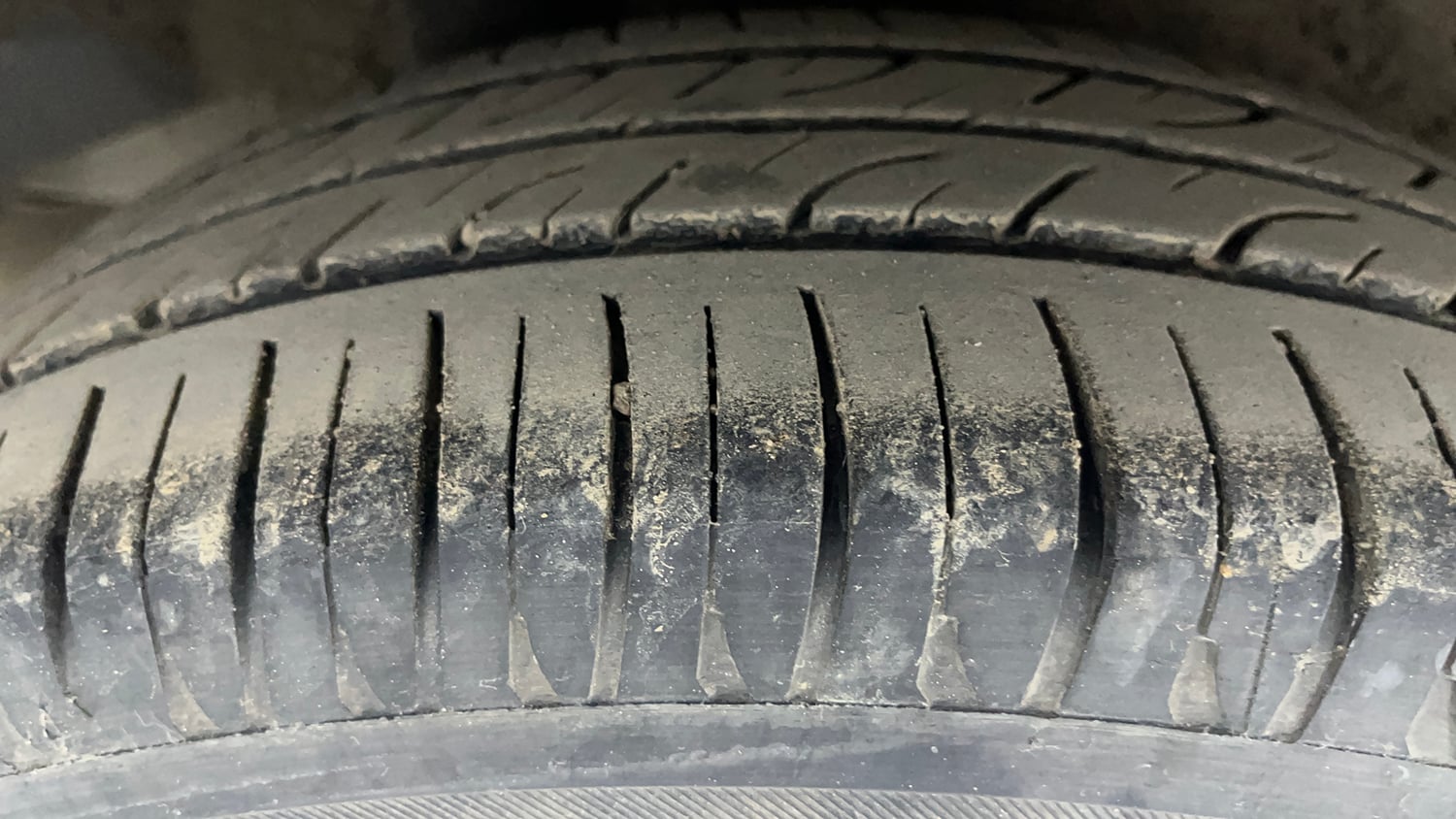Used 2014 Honda Amaze 1.2 S i-VTEC Petrol Manual tyres RIGHT REAR TYRE TREAD VIEW