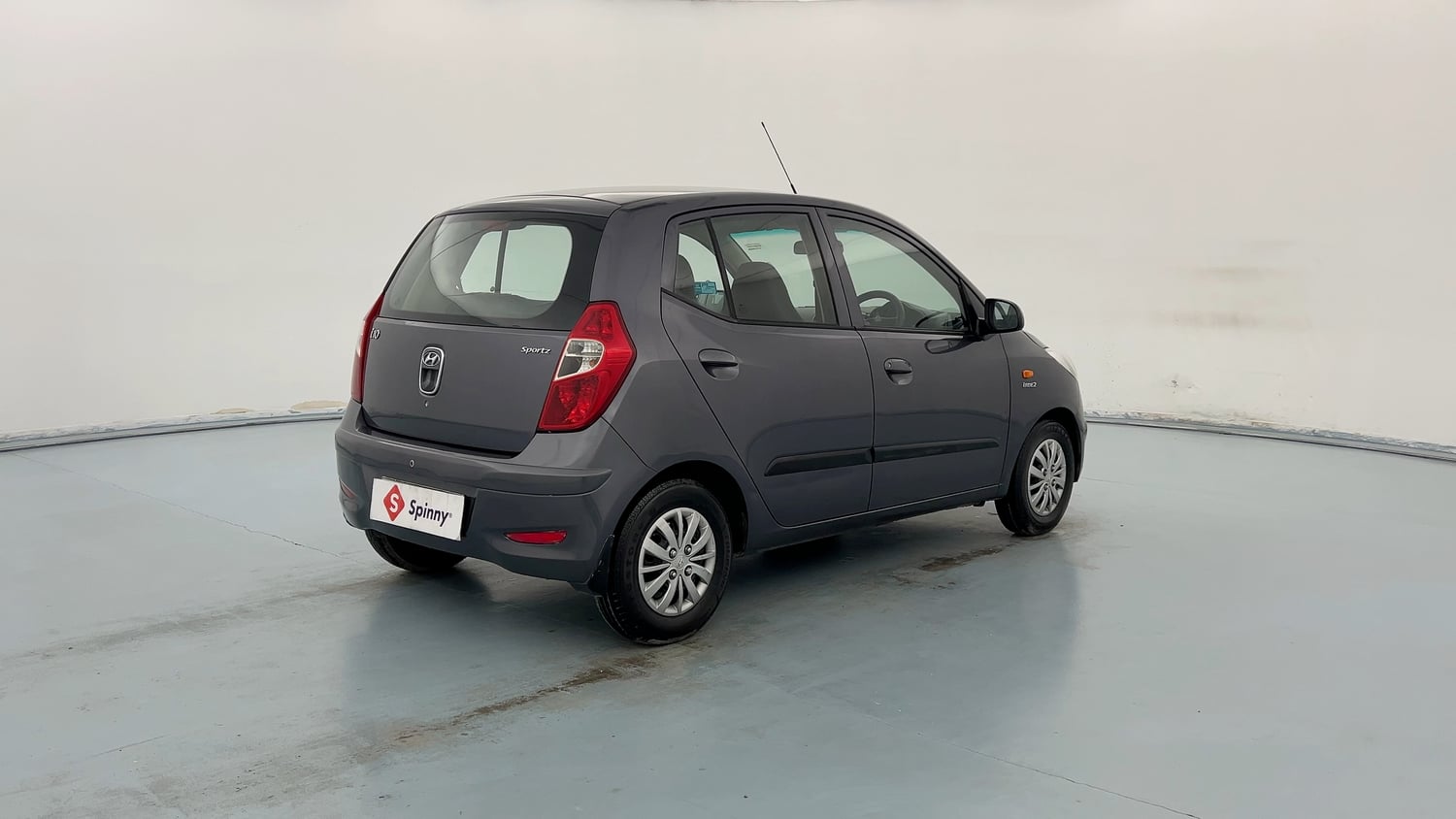 Used 2014 Hyundai i10 Sportz 1.1 iRDE2 Petrol Manual exterior RIGHT REAR CORNER VIEW