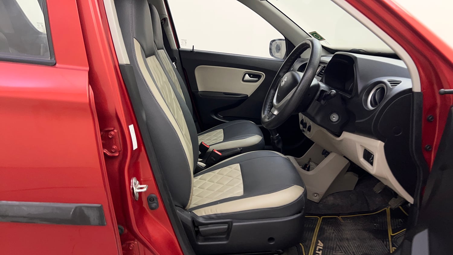 Used 2020 Maruti Suzuki Alto 800 Vxi Plus Petrol Manual interior RIGHT SIDE FRONT DOOR CABIN VIEW