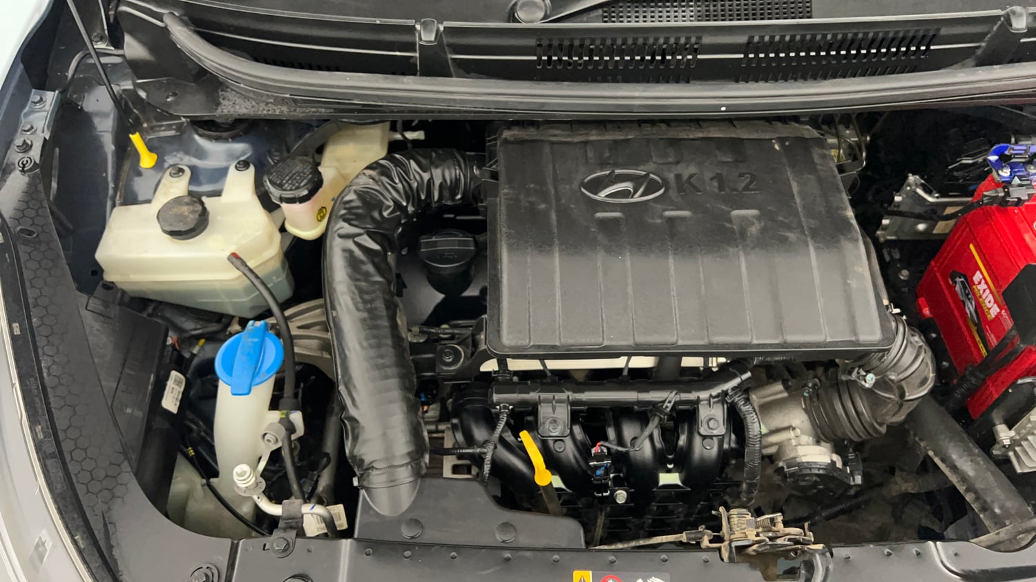 Used 2021 Hyundai Grand i10 Nios Sportz AMT 1.2 Kappa VTVT Petrol Automatic engine ENGINE RIGHT SIDE VIEW