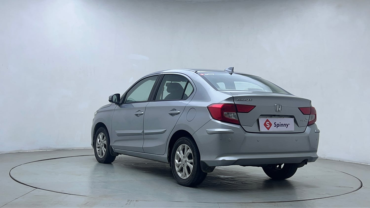Used 2018 Honda Amaze 1.2 VX MT Petrol Petrol Manual exterior LEFT REAR CORNER VIEW