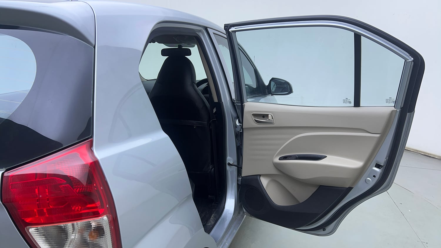 Used 2019 Hyundai Santro Sportz AMT Petrol Automatic interior RIGHT REAR DOOR OPEN VIEW