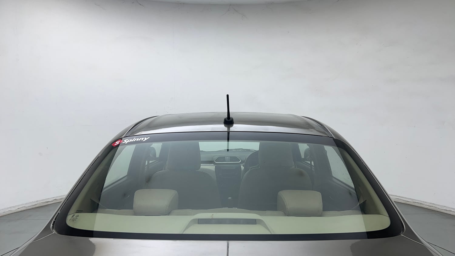 Used 2019 Maruti Suzuki Dzire VXi Petrol Manual exterior BACK WINDSHIELD VIEW