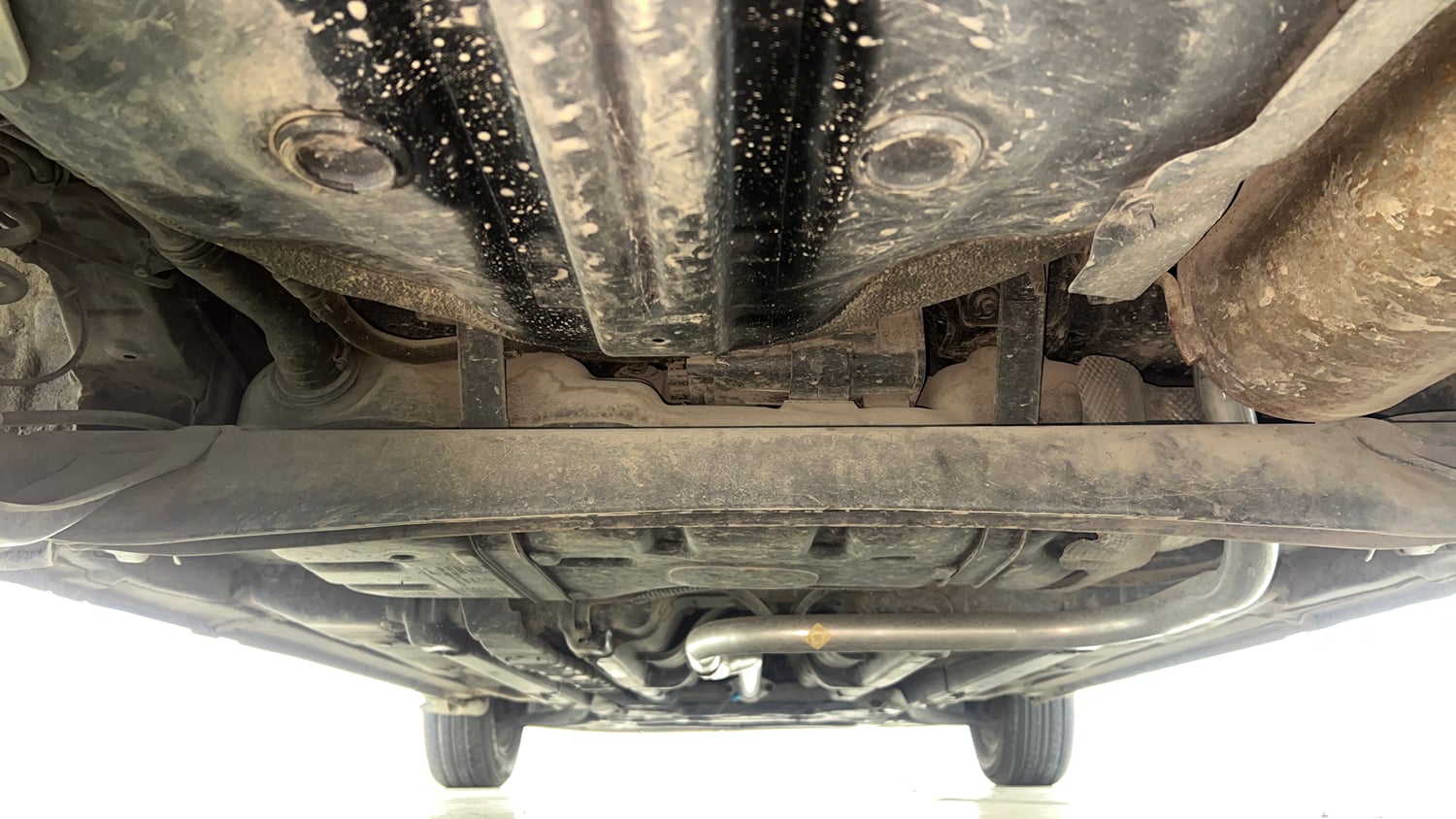 Used 2018 Hyundai Elite i20 Asta 1.2 AT Petrol Automatic extra REAR UNDERBODY VIEW (TAKEN FROM REAR)