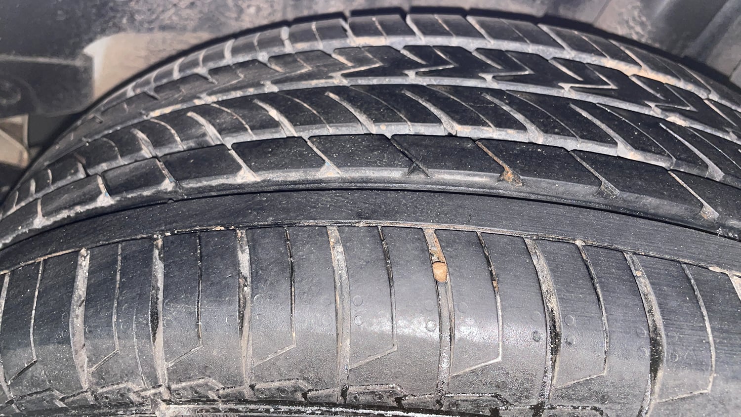 Used 2022 Maruti Suzuki Baleno Zeta MT Petrol Manual tyres LEFT REAR TYRE TREAD VIEW