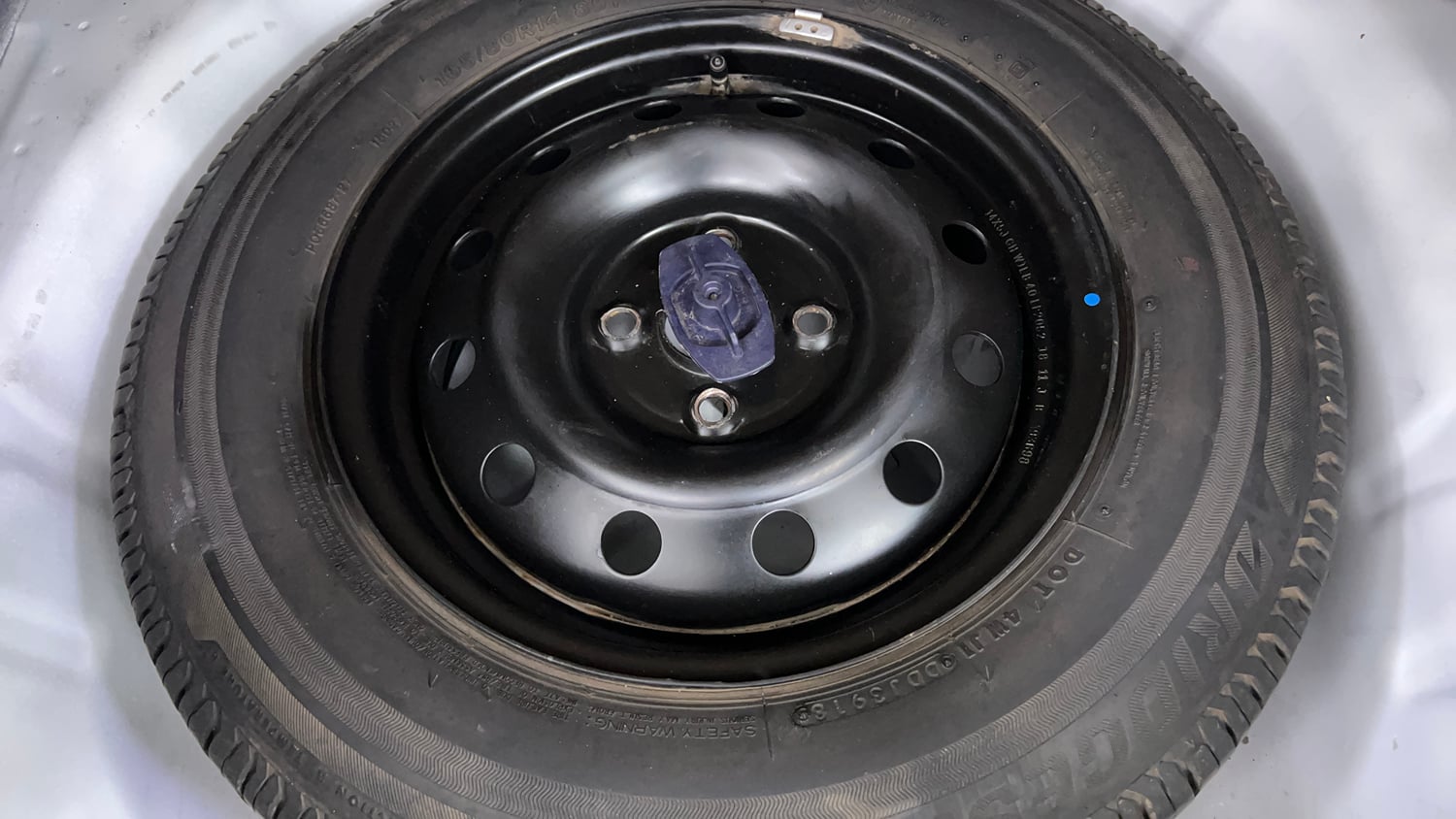 Used 2019 Maruti Suzuki Dzire VDi AMT Diesel Automatic tyres SPARE TYRE VIEW