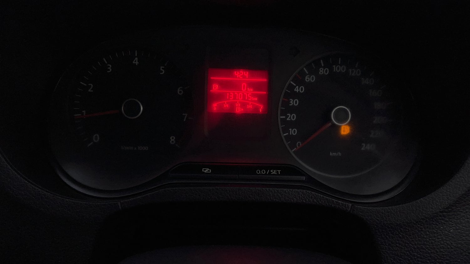 Used 2013 Volkswagen Polo Comfortline 1.2L (P) Petrol Manual interior CLUSTERMETER VIEW