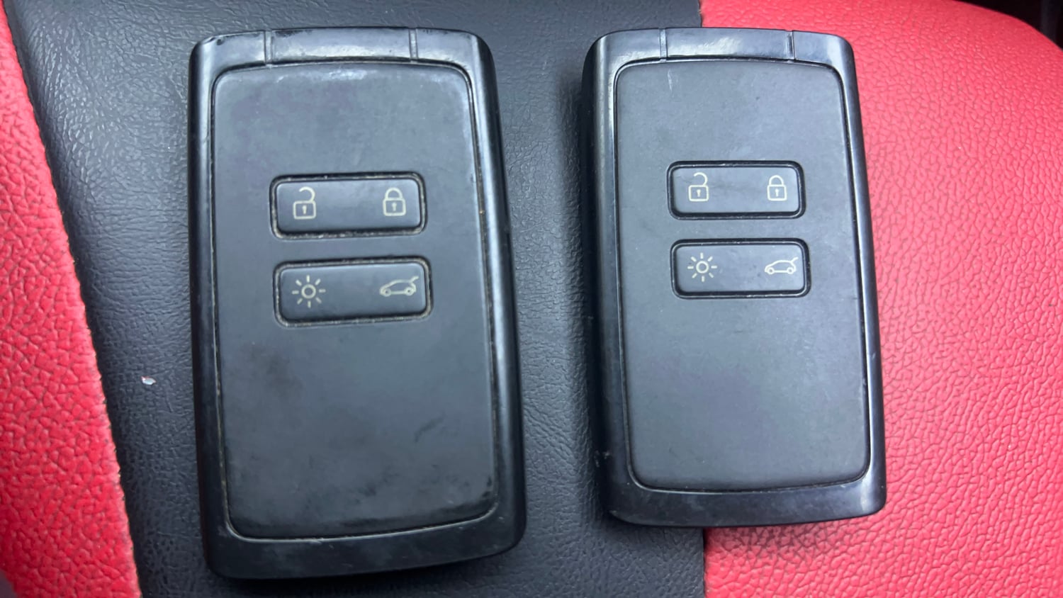 Used 2021 Renault Kiger RXT (O) MT Dual Tone Petrol Manual extra CAR KEY VIEW