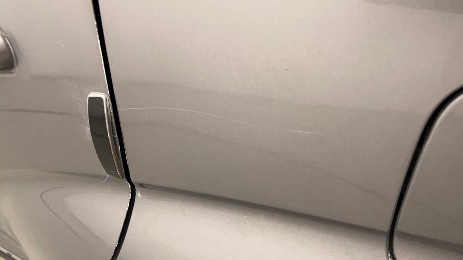Used 2017 Maruti Suzuki Ignis Zeta 1.2 MT Petrol Manual dents MINOR SCRATCH