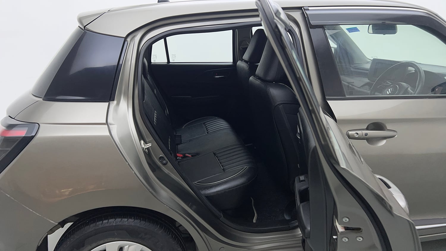 Used 2024 Maruti Suzuki Swift VXi (O) AMT Petrol Automatic interior RIGHT SIDE REAR DOOR CABIN VIEW