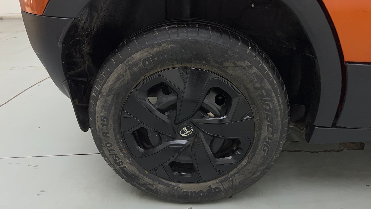 Used 2022 Tata Punch Adventure MT Petrol Manual tyres RIGHT REAR TYRE RIM VIEW