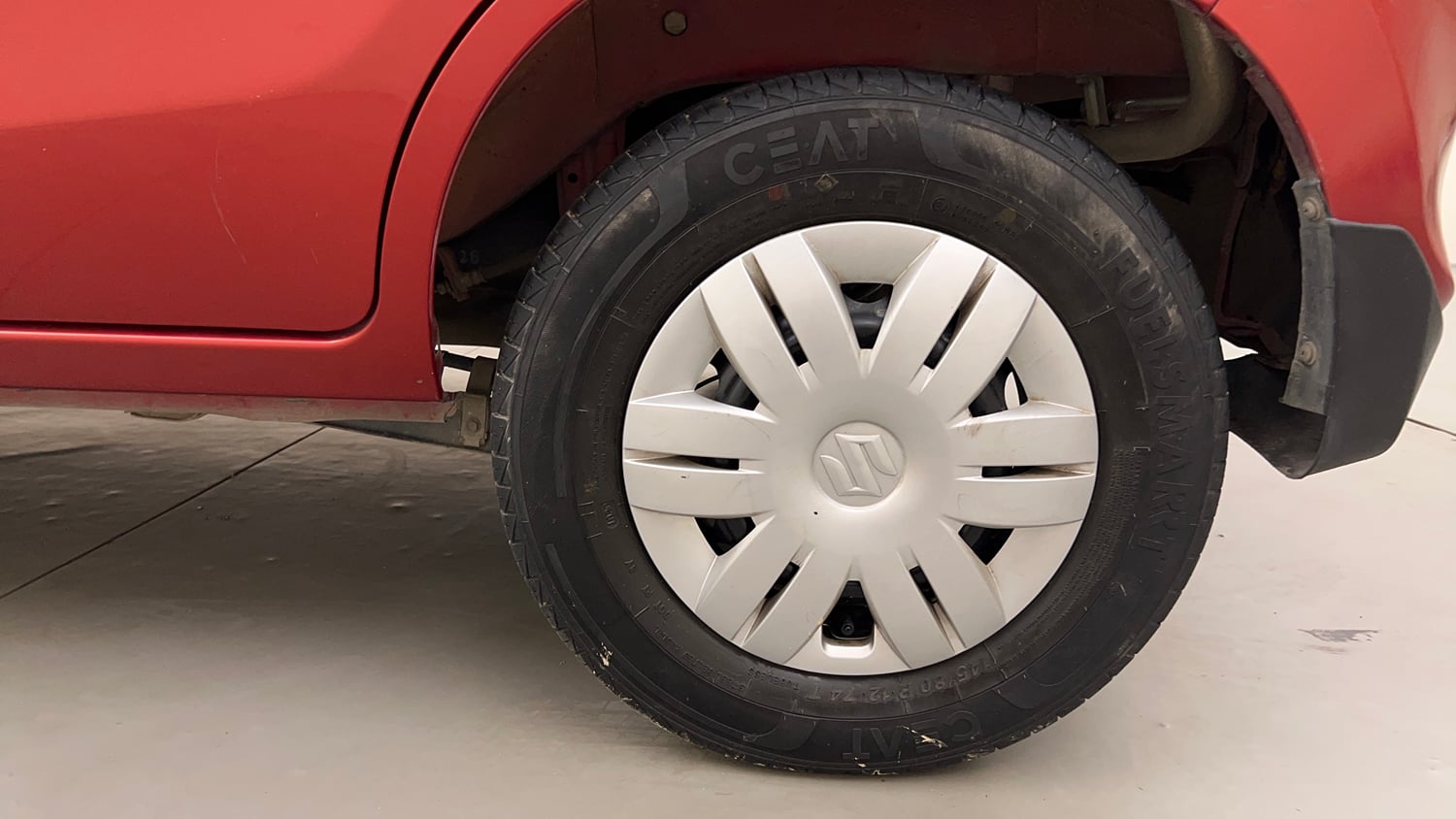 Used 2020 Maruti Suzuki Alto 800 Vxi Plus Petrol Manual tyres LEFT REAR TYRE RIM VIEW