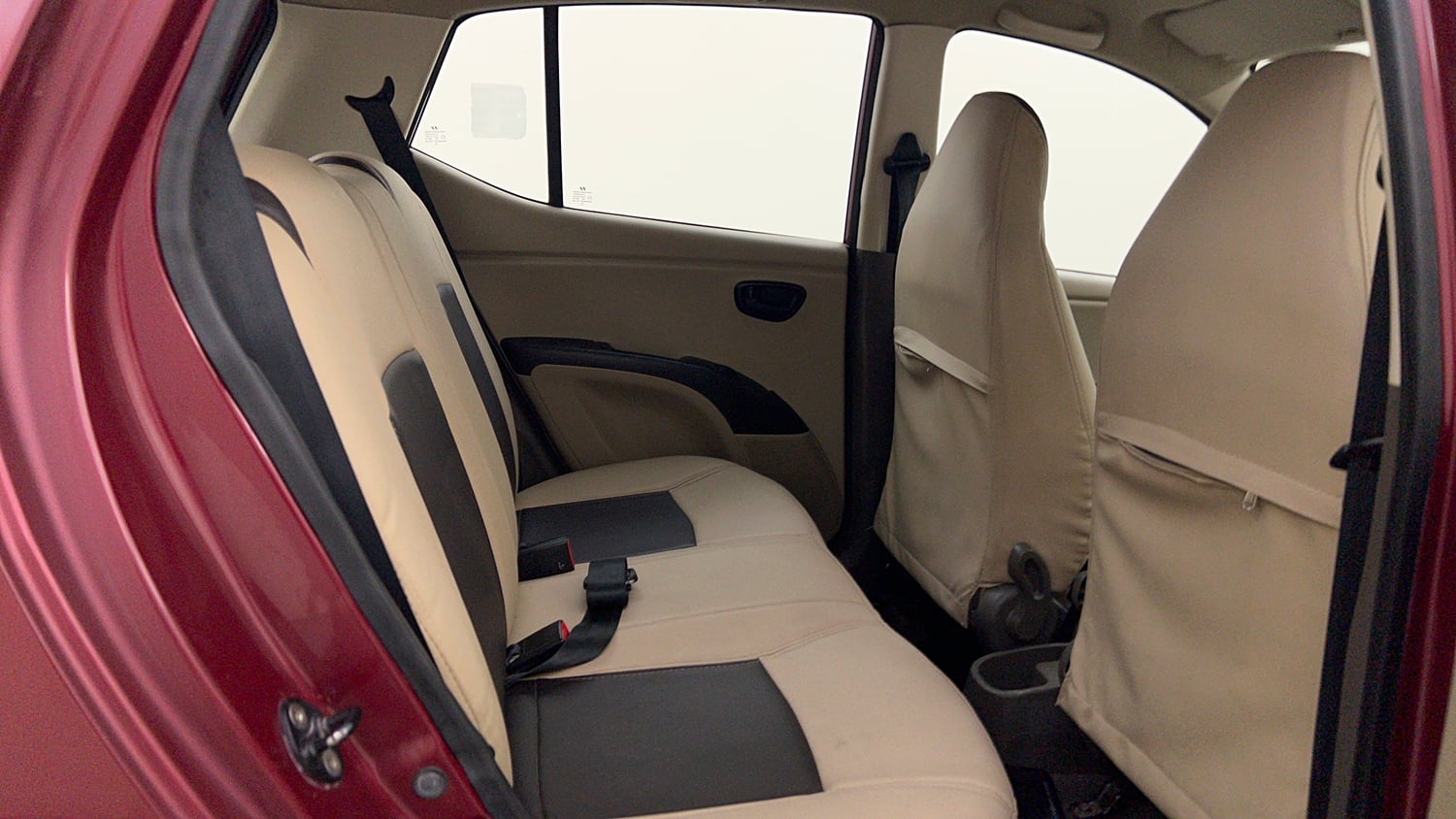Used 2015 Hyundai i10 Magna 1.1 iRDE2 Petrol Manual interior RIGHT SIDE REAR DOOR CABIN VIEW