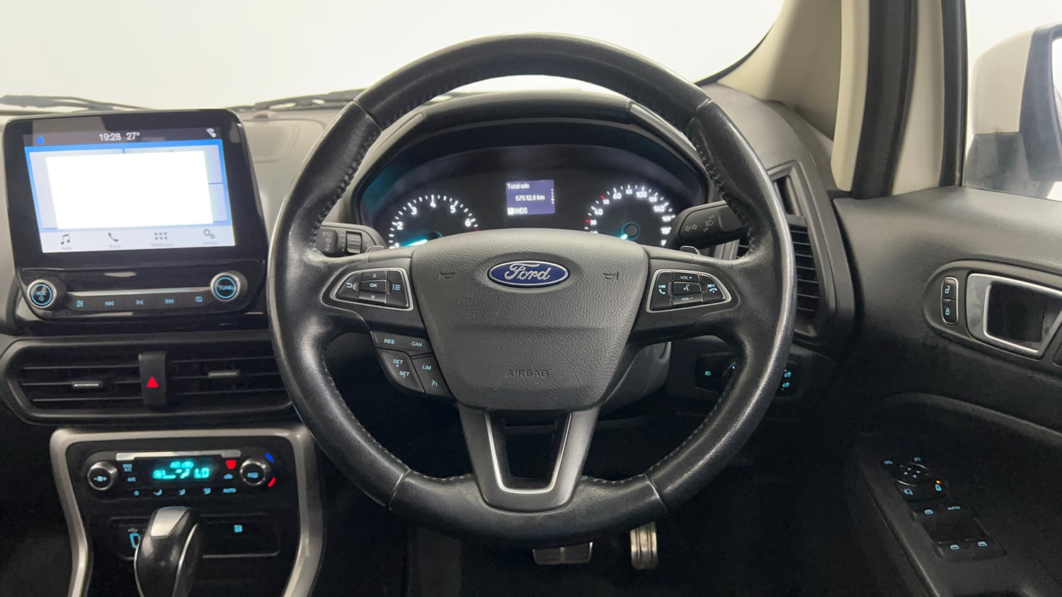 Used 2018 Ford EcoSport Titanium + 1.5L Ti-VCT AT Petrol Automatic interior STEERING VIEW
