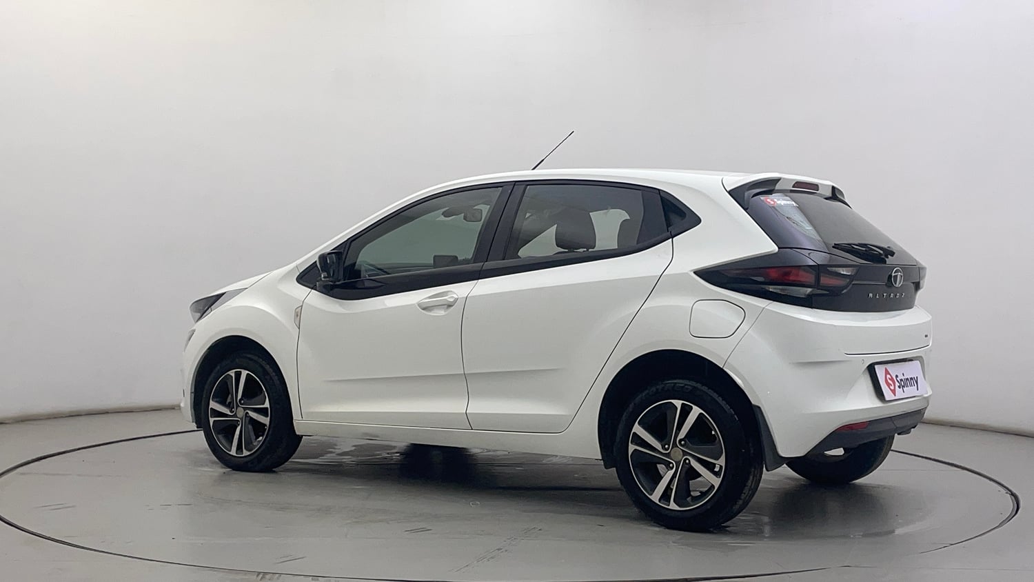 Used 2023 Tata Altroz XZA Petrol Petrol Automatic exterior LEFT REAR CORNER VIEW