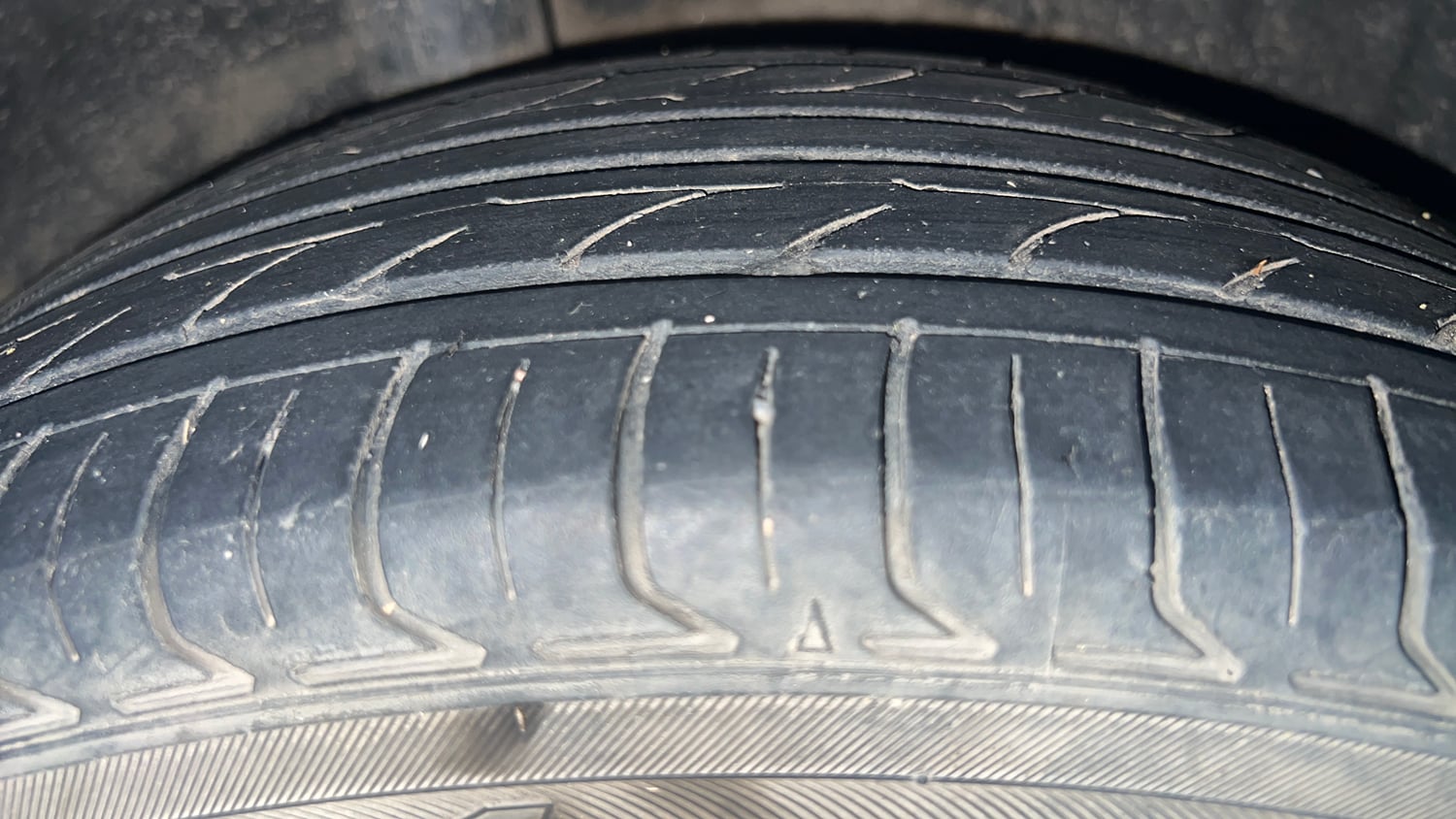 Used 2018 Honda Amaze 1.2 VX MT Petrol Petrol Manual tyres RIGHT REAR TYRE TREAD VIEW