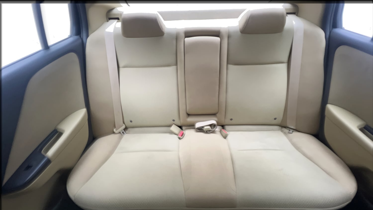 Used 2018 Honda City V CVT Petrol Petrol Automatic interior REAR SEAT CONDITION VIEW