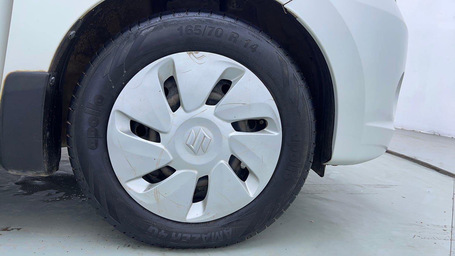 Used 2014 Maruti Suzuki Celerio VXi Petrol Manual tyres RIGHT FRONT TYRE RIM VIEW