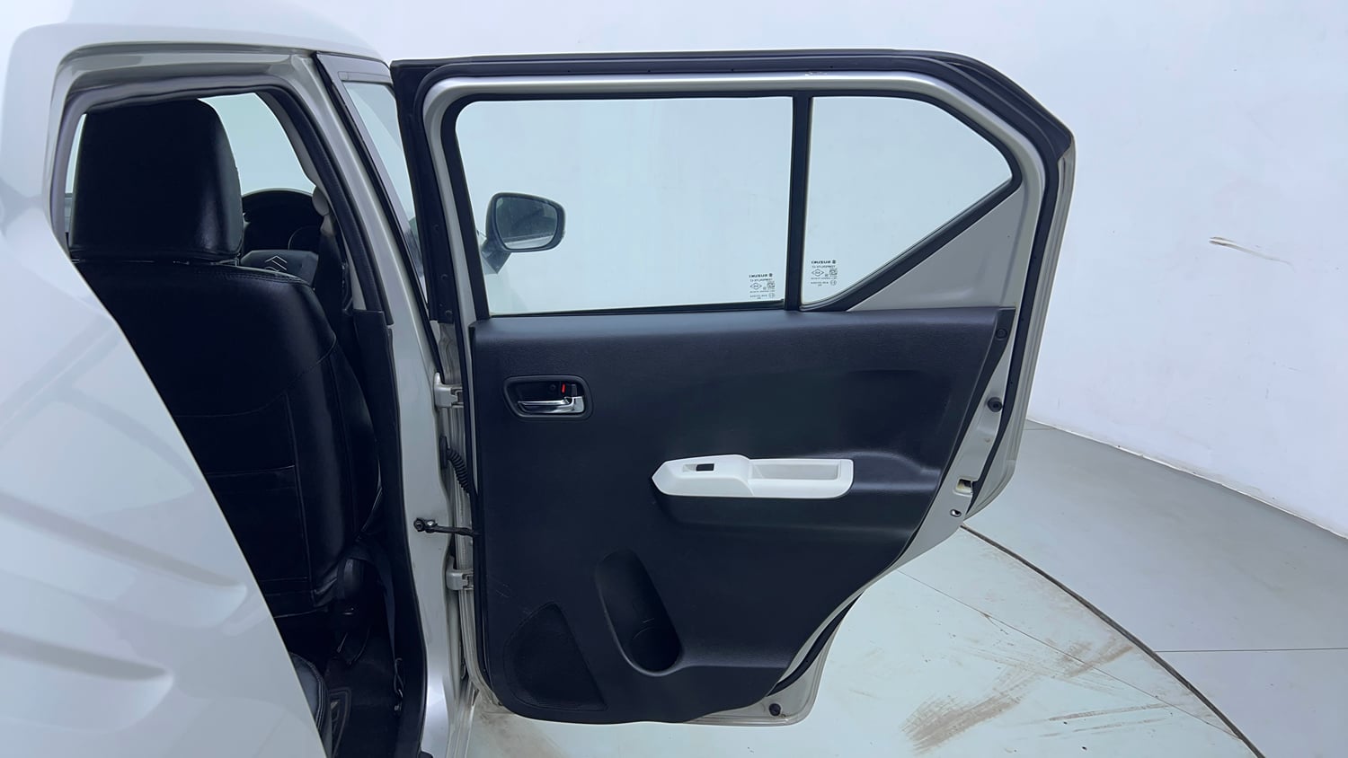 Used 2018 Maruti Suzuki Ignis Delta 1.2 AMT Petrol Automatic interior RIGHT REAR DOOR OPEN VIEW