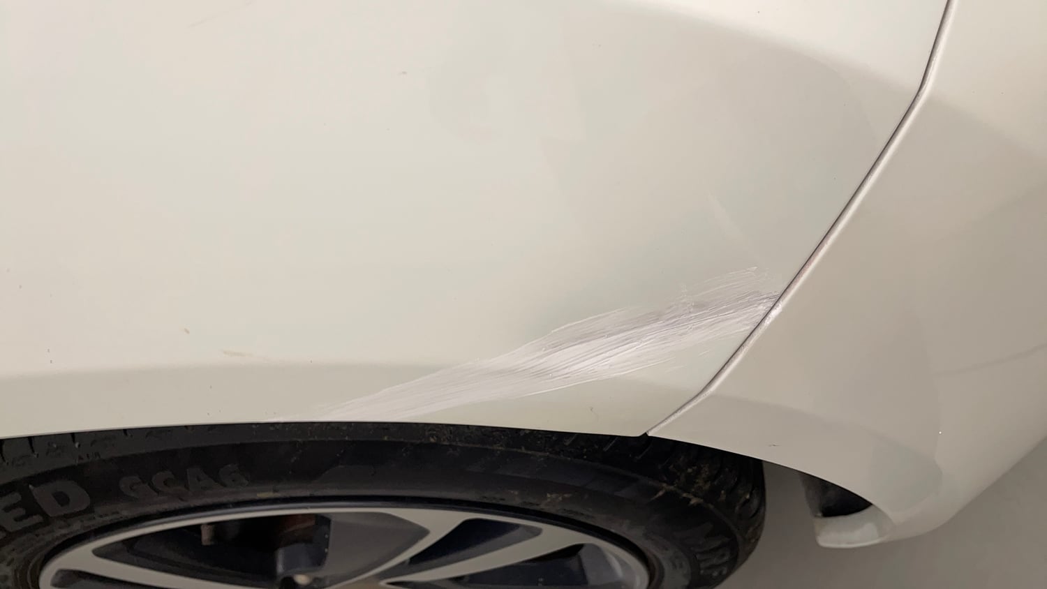 Used 2023 Tata Altroz XZA Petrol Petrol Automatic dents MINOR DENT