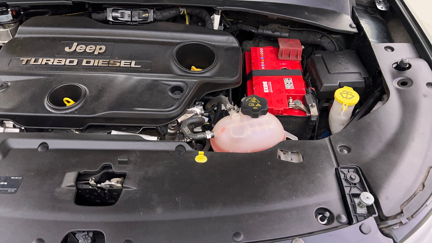 Used 2023 Jeep Compass Limited (O) 2.0 Diesel Diesel Manual engine ENGINE LEFT SIDE VIEW