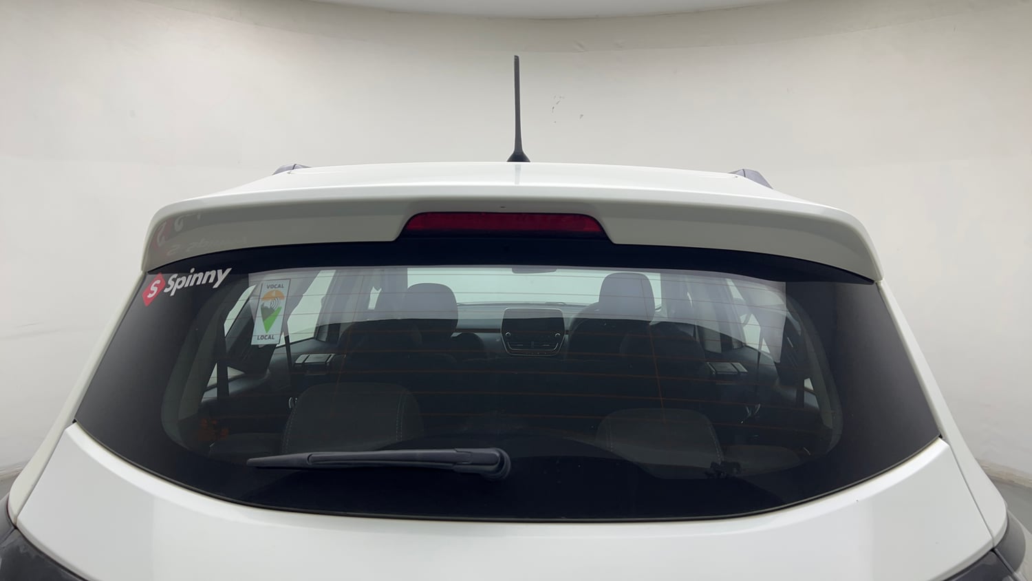 Used 2022 Tata Safari XTA Plus Diesel Automatic exterior BACK WINDSHIELD VIEW