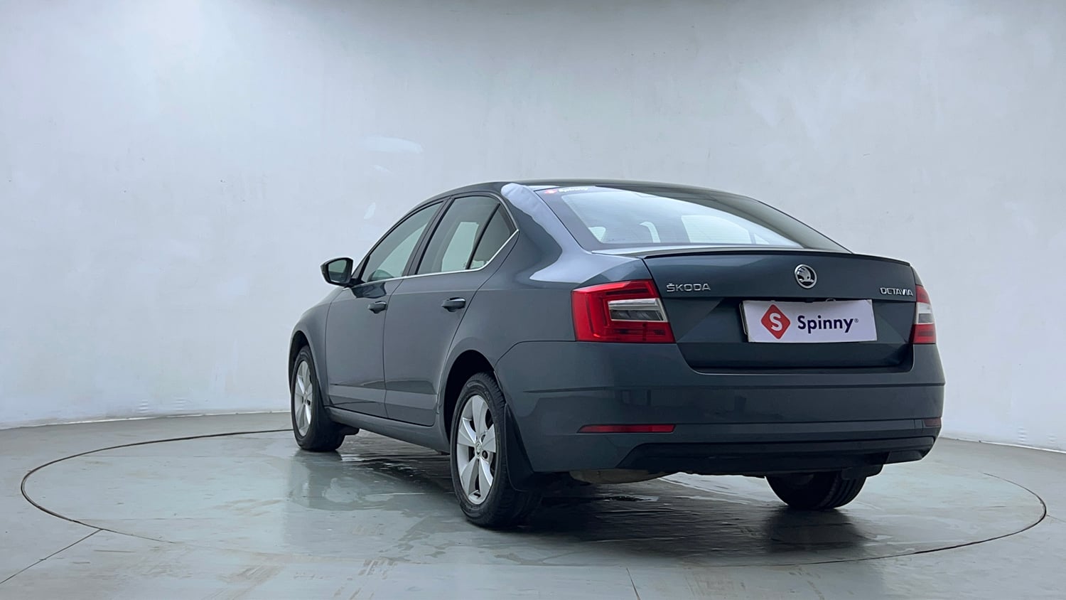 Used 2018 Skoda Octavia 1.8 TSI Style AT Petrol Automatic exterior LEFT SIDE VIEW