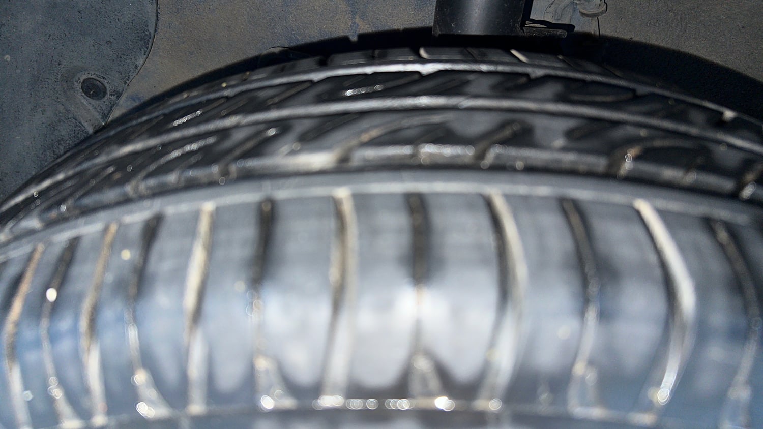 Used 2015 Hyundai Xcent S 1.2 (O) Petrol Manual tyres LEFT FRONT TYRE TREAD VIEW