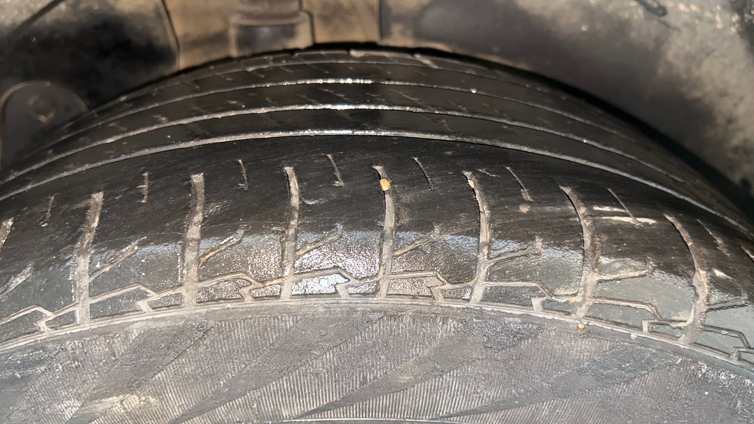 Used 2020 Hyundai Creta SX 1.5 Petrol IVT Petrol Automatic tyres RIGHT REAR TYRE TREAD VIEW