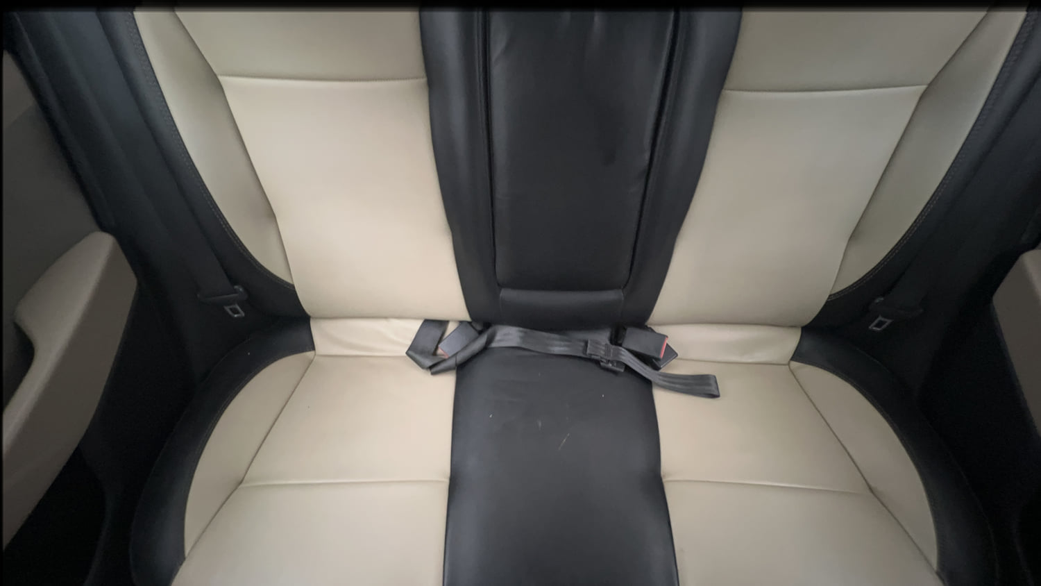 Used 2019 Hyundai Verna SX 1.6 VTVT Petrol Manual interior REAR SEAT CONDITION VIEW
