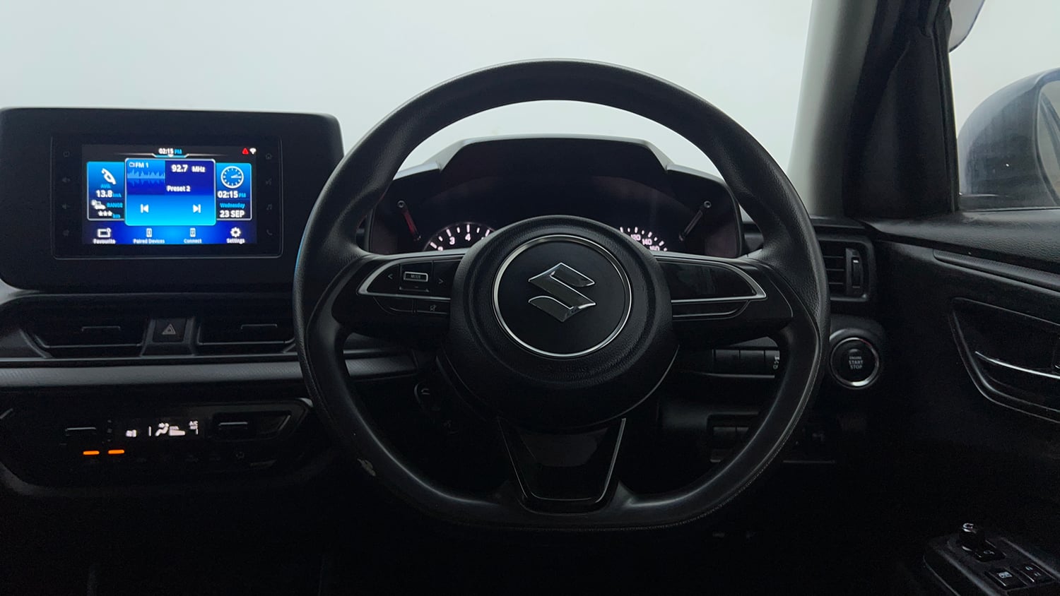 Used 2024 Maruti Suzuki Swift VXi (O) AMT Petrol Automatic interior STEERING VIEW