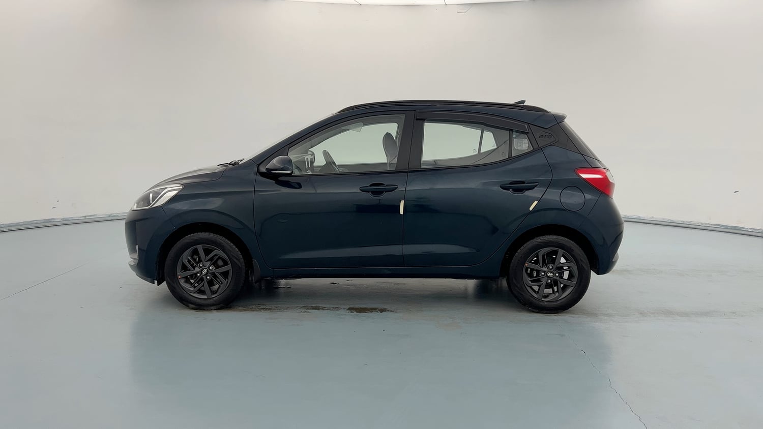 Used 2021 Hyundai Grand i10 Nios Sportz AMT 1.2 Kappa VTVT Petrol Automatic exterior LEFT SIDE VIEW