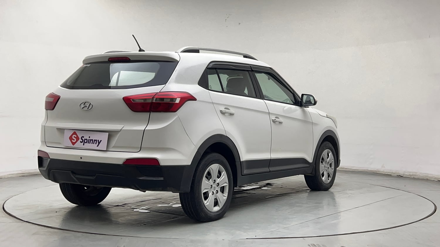 Used 2018 Hyundai Creta E Plus 1.6 Petrol Petrol Manual exterior RIGHT REAR CORNER VIEW
