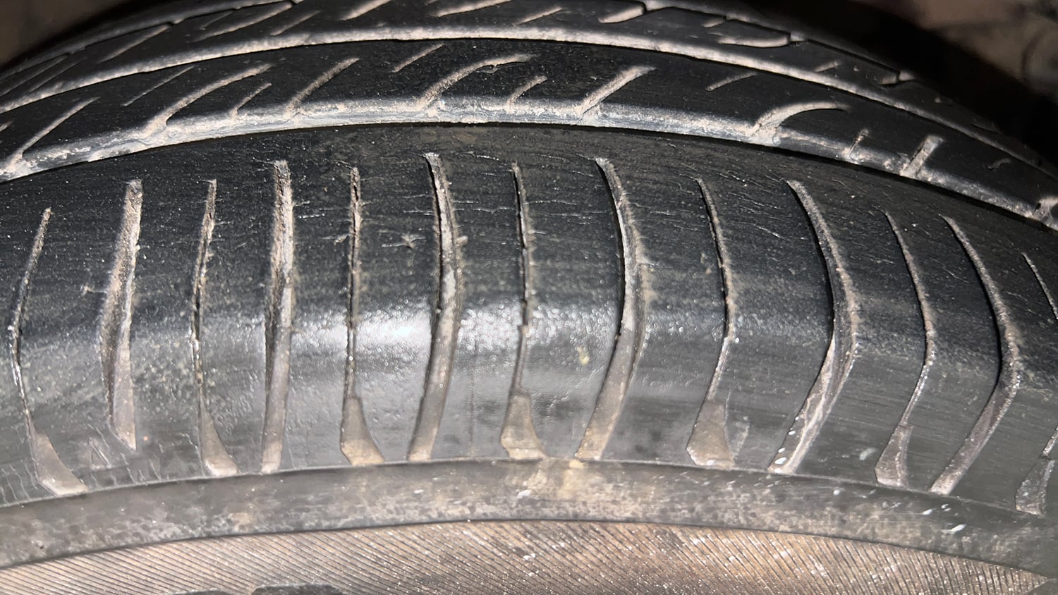 Used 2016 Honda Amaze 1.2 S i-VTEC Petrol Manual tyres RIGHT FRONT TYRE TREAD VIEW