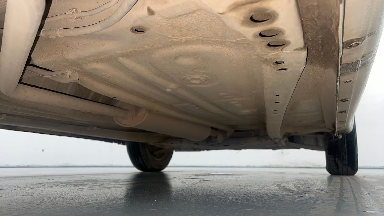 Used 2021 Maruti Suzuki Wagon R 1.0 VXi 1.0 Petrol Manual extra REAR RIGHT UNDERBODY VIEW