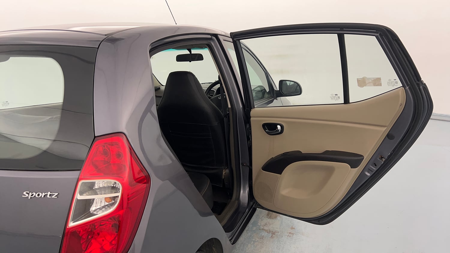 Used 2014 Hyundai i10 Sportz 1.1 iRDE2 Petrol Manual interior RIGHT REAR DOOR OPEN VIEW