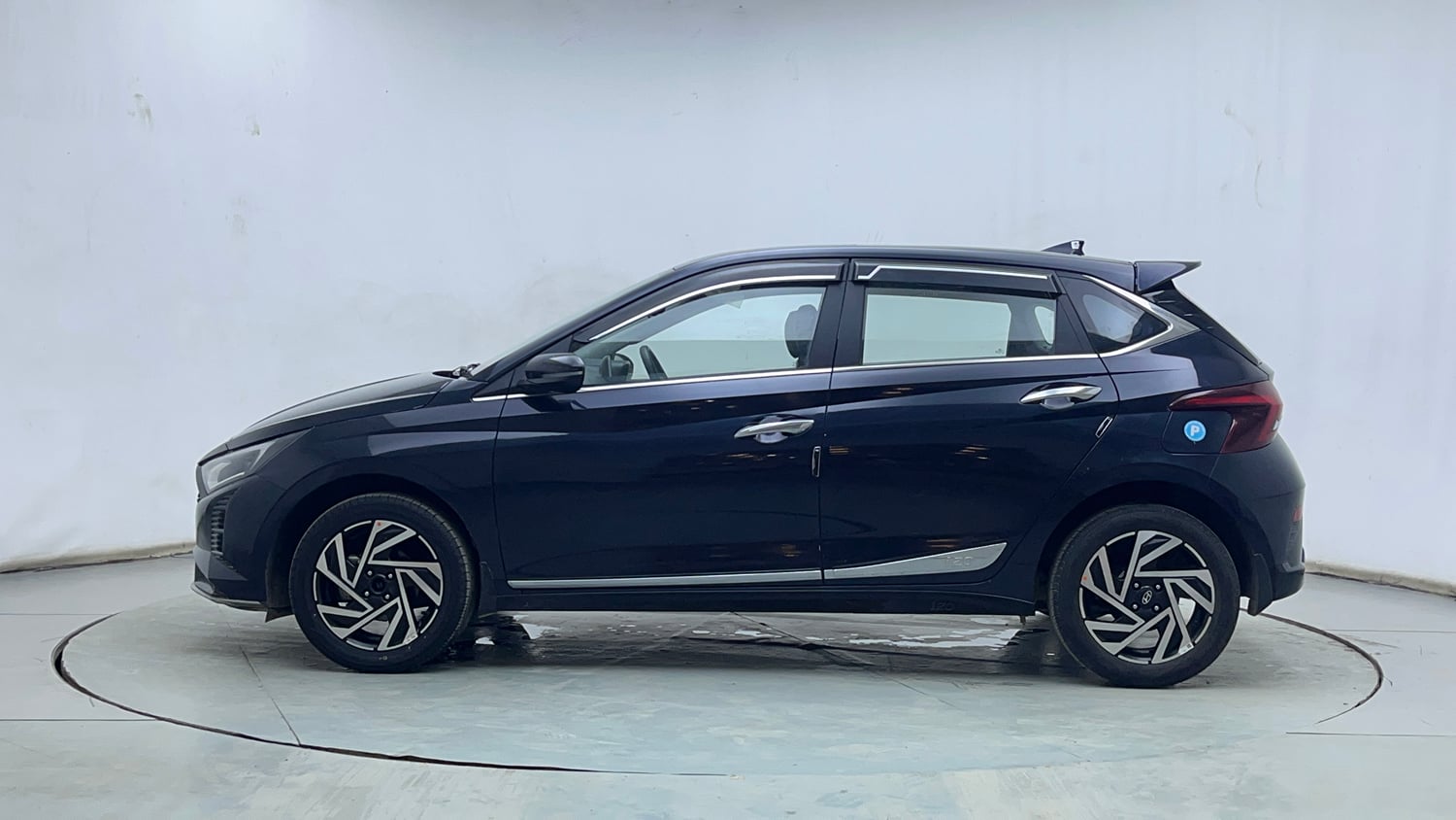 Used 2024 Hyundai New i20 Asta (O) 1.2 MT Petrol Manual exterior LEFT SIDE VIEW