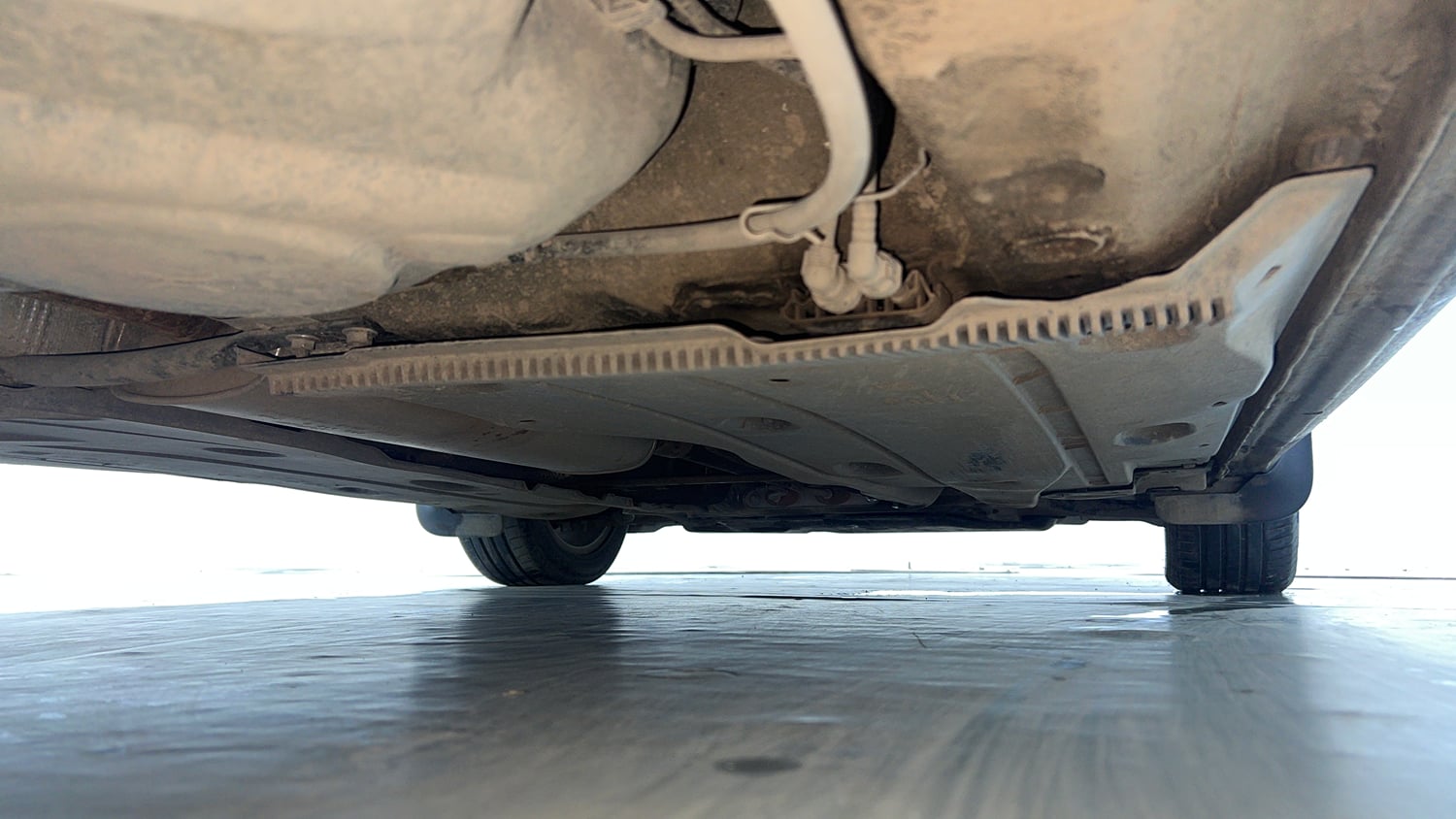 Used 2018 Skoda Octavia 1.8 TSI Style AT Petrol Automatic extra REAR RIGHT UNDERBODY VIEW