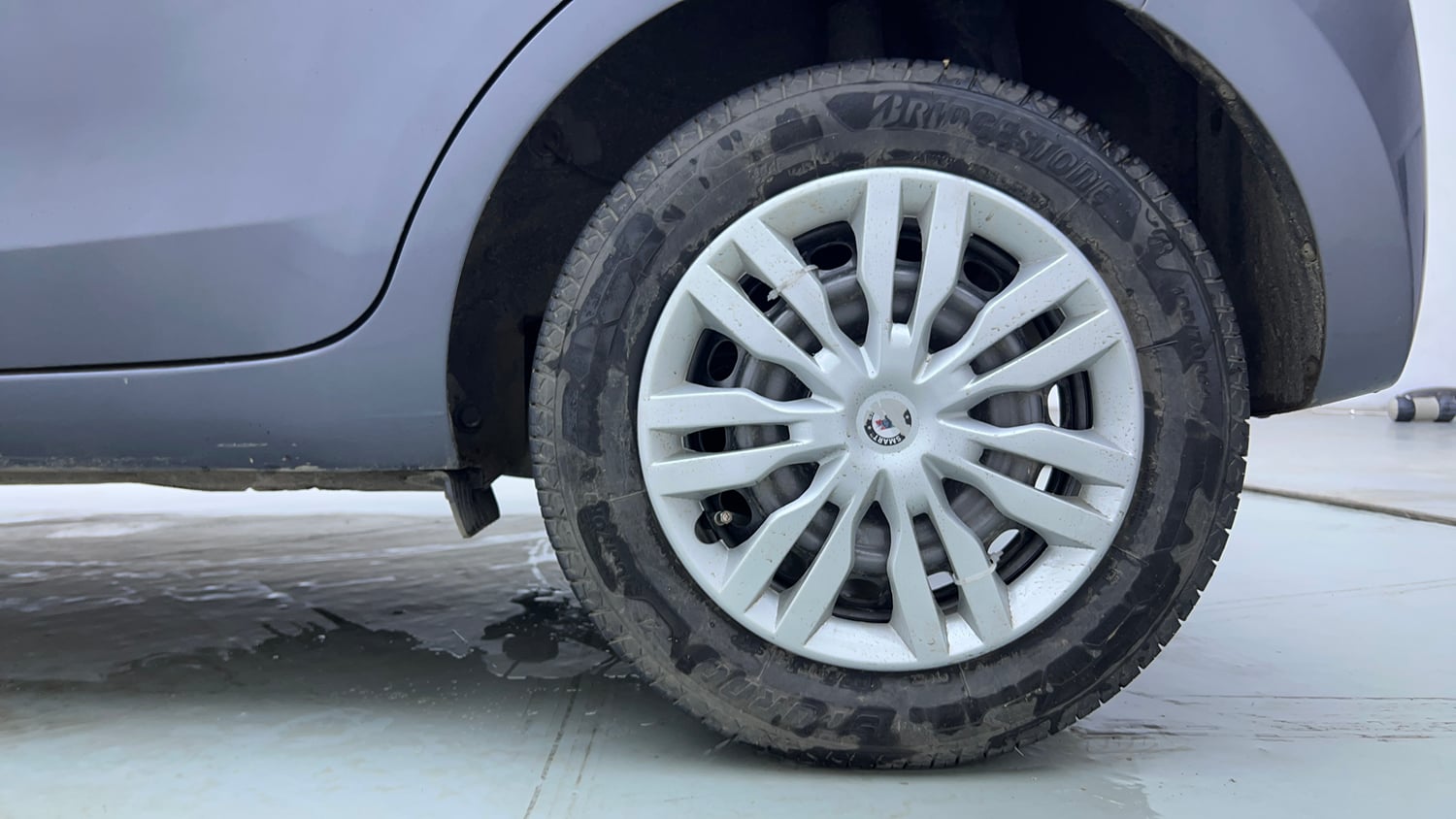Used 2019 Hyundai Santro Sportz CNG Cng Manual tyres LEFT REAR TYRE RIM VIEW