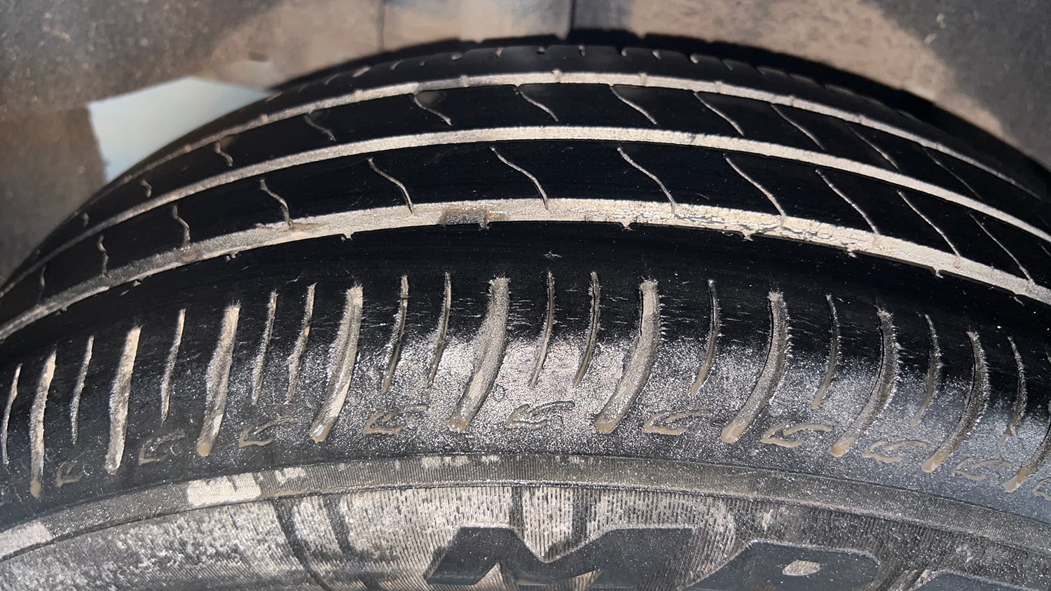 Used 2021 Maruti Suzuki Baleno Delta Petrol Manual tyres RIGHT REAR TYRE TREAD VIEW