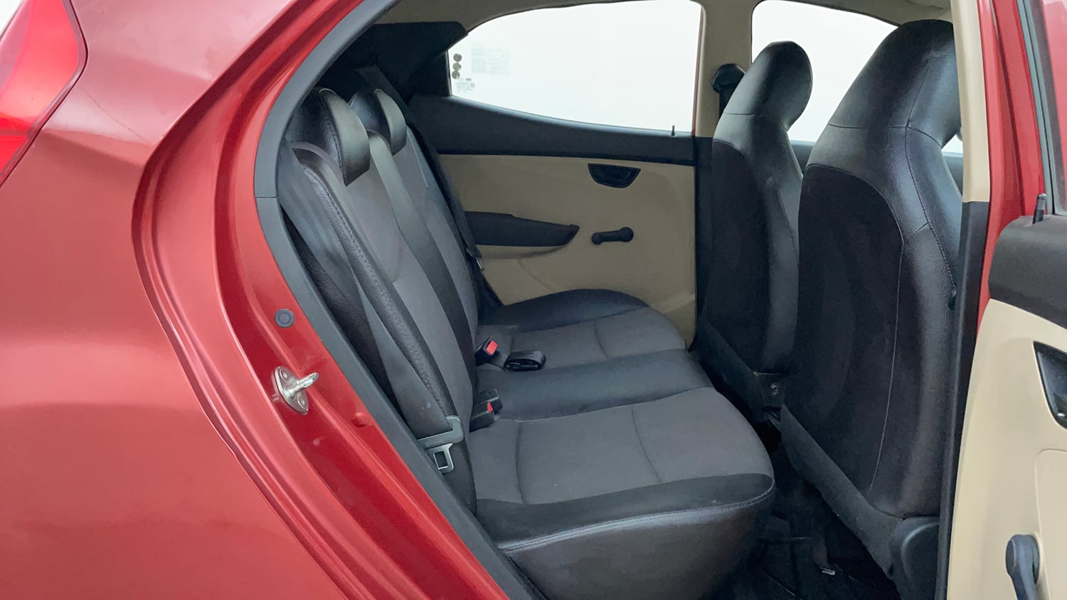 Used 2014 Hyundai Eon Era + Petrol Manual interior RIGHT SIDE REAR DOOR CABIN VIEW