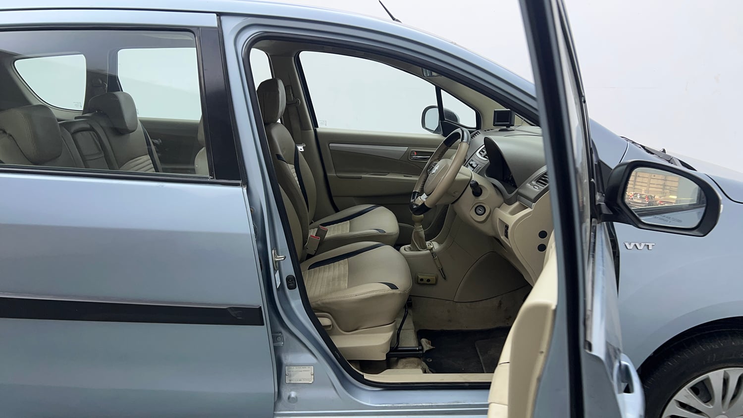 Used 2016 Maruti Suzuki Ertiga VXI CNG Cng Manual interior RIGHT SIDE FRONT DOOR CABIN VIEW