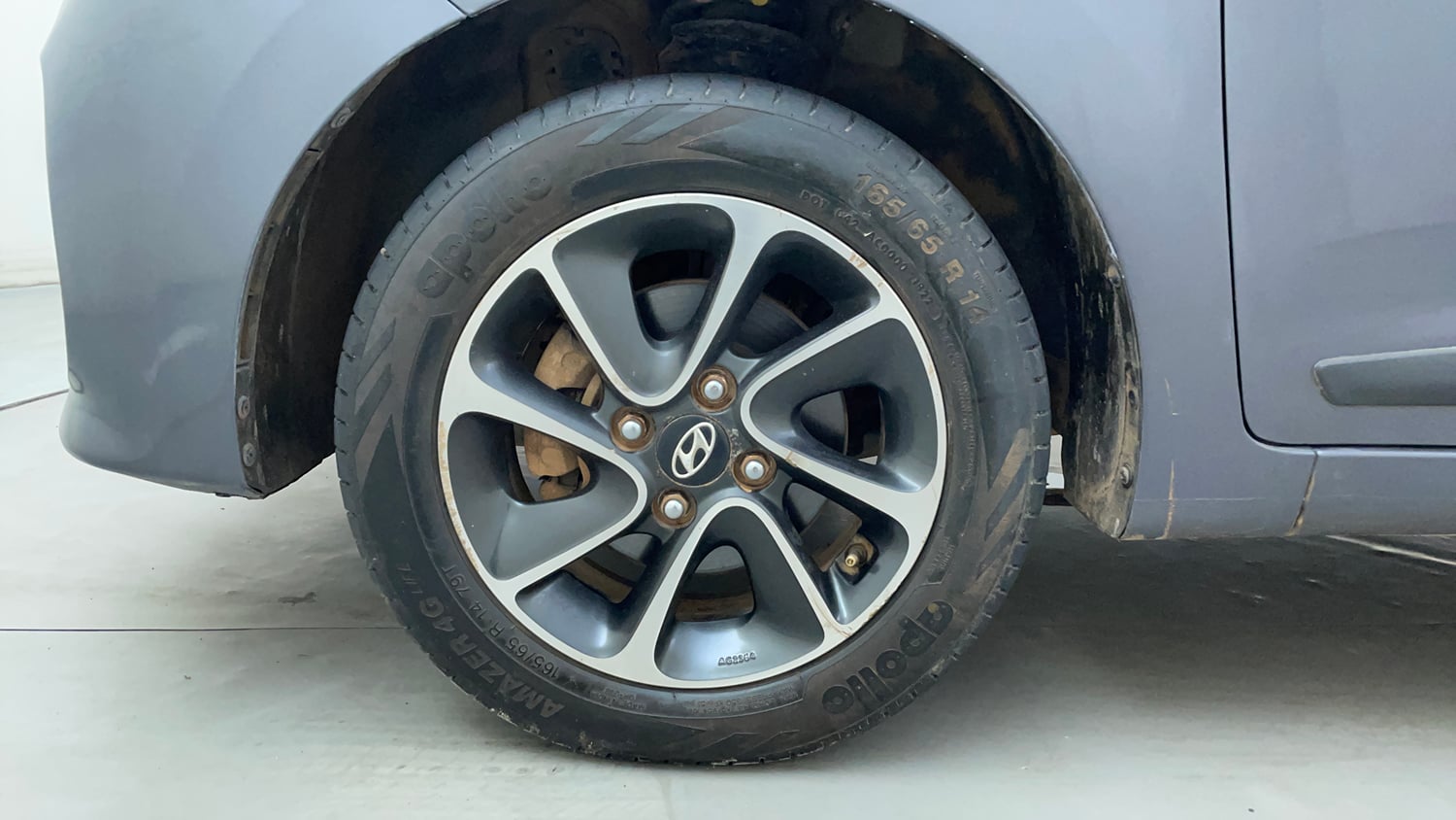 Used 2019 Hyundai Grand i10 Asta 1.2 Kappa VTVT Petrol Manual tyres LEFT FRONT TYRE RIM VIEW