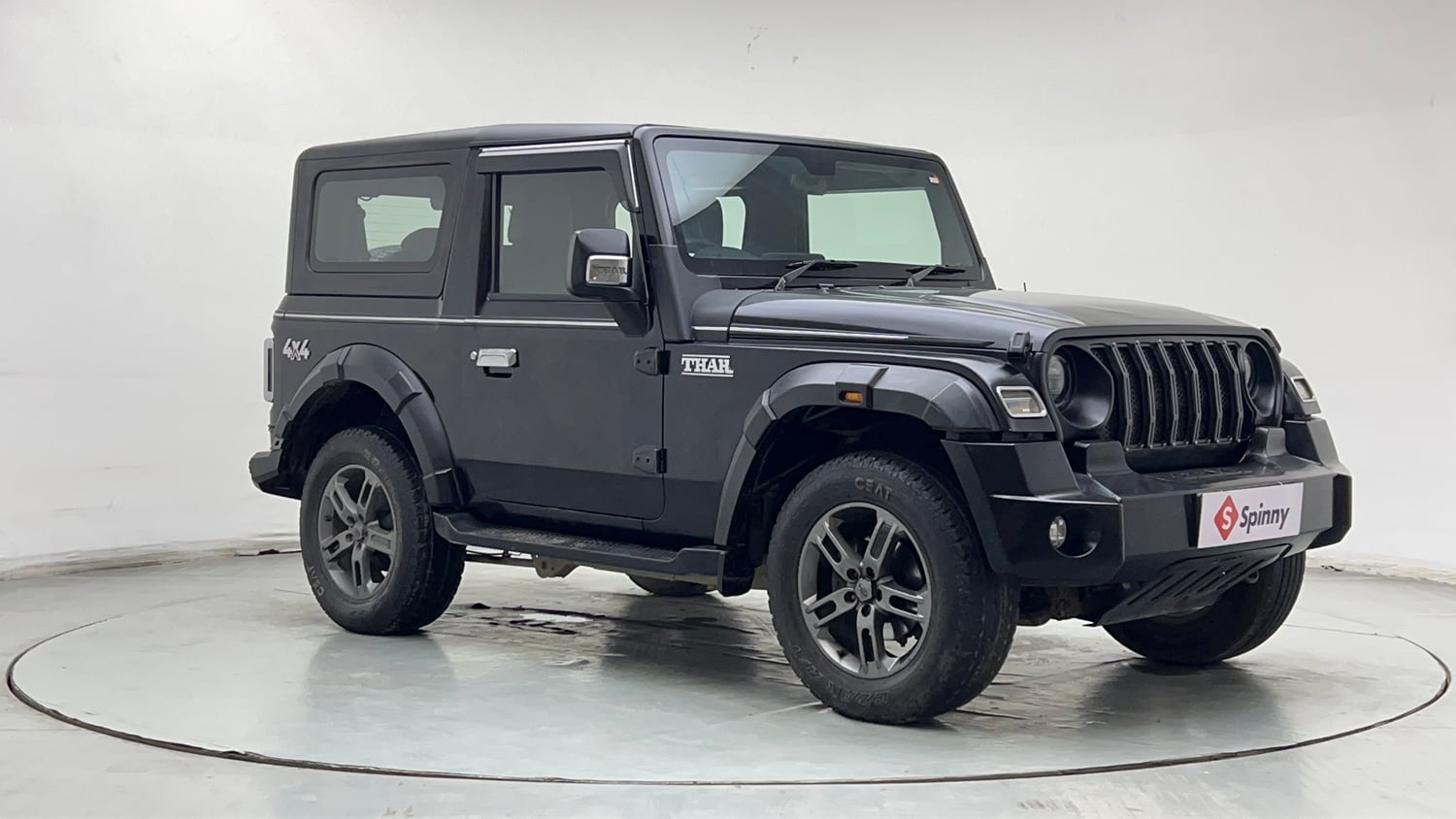 Used 2021 mahindra Thar LX Hard Top Petrol MT 4WD Petrol Manual exterior RIGHT FRONT CORNER VIEW