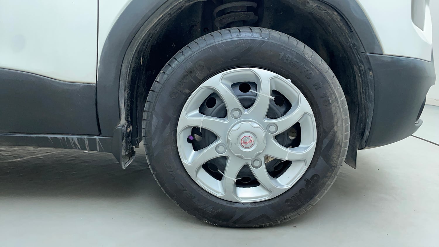 Used 2023 Tata Punch Adventure MT Petrol Manual tyres RIGHT FRONT TYRE RIM VIEW