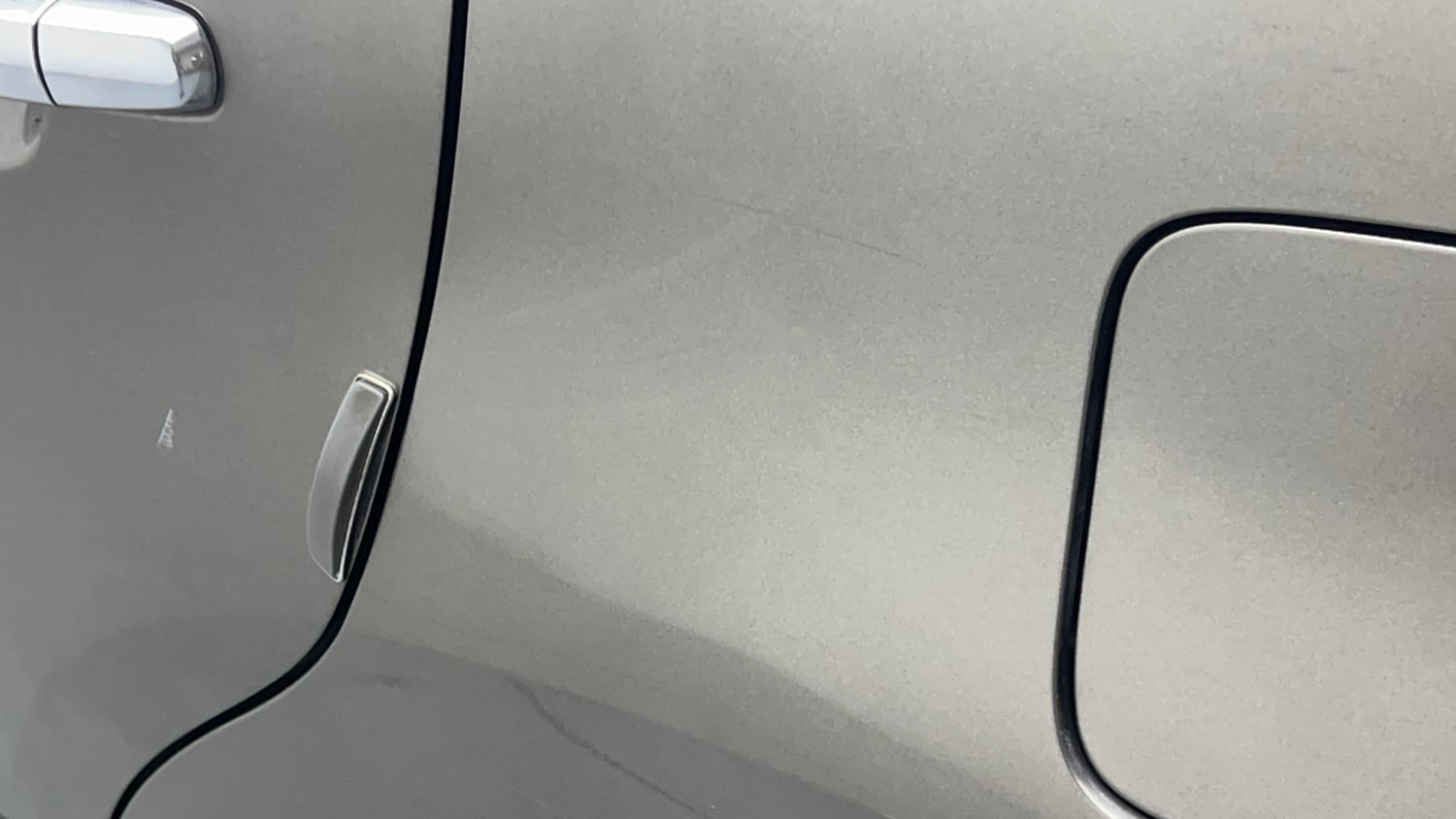 Used 2021 Maruti Suzuki Baleno Zeta Petrol Manual dents MINOR SCRATCH